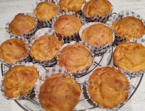 Muffin con mele e carote