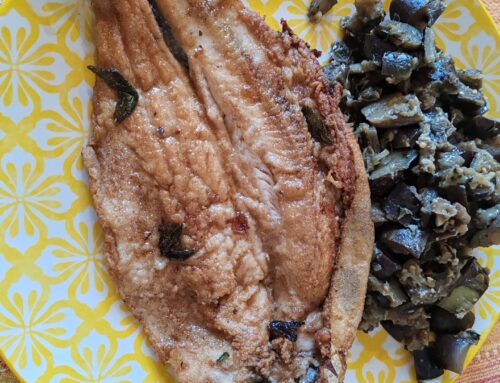 Trota in friggitrice ad aria e melanzane a funghetto